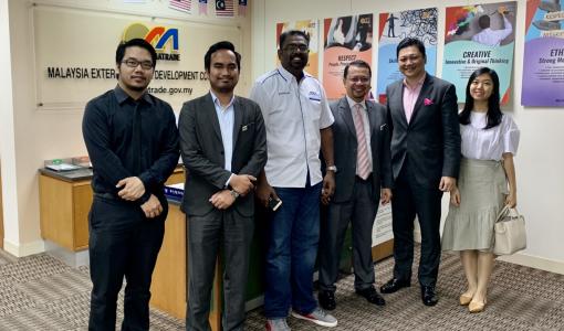 JDMas delegation led by Dato’ Bruce Lim and Ms. Sandy Wong, Operations Head. The meeting at Matrade was chaired by En. Nuraslan Hadi. Also present was Mr. Athi Pillai, Secretary-General of Malaysia Digital Chamber of Commerce (MDCC).